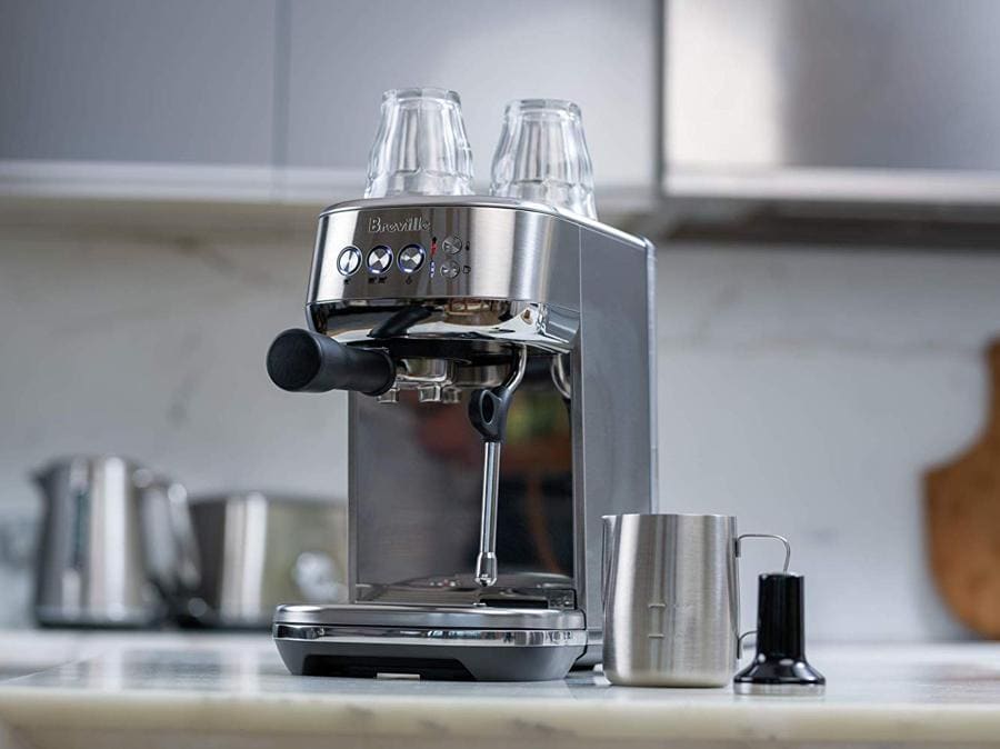 Espresso superautomatico o manuale? Come scegliere la nuova macchina del  caffè - Il Sole 24 ORE