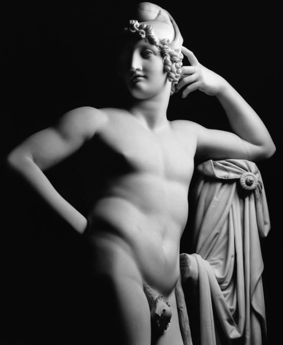 Antonio Canova, Paride. Marmo, 200x79,5x64,5 cm. Asolo, Museo Civico, inv. 494 © Mimmo Jodice