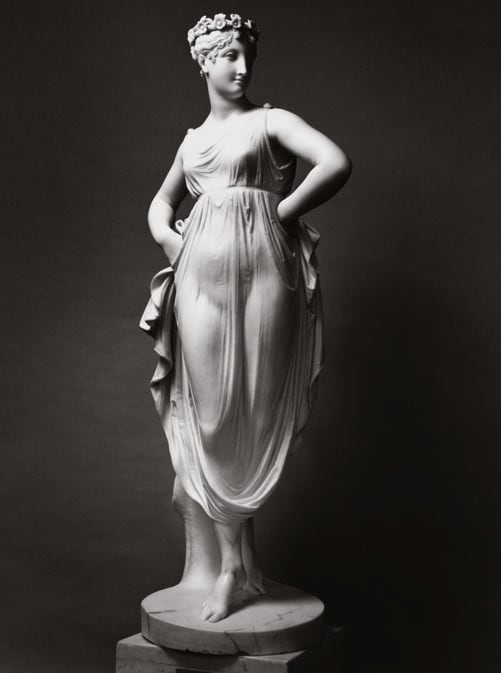 Antonio Canova, Danzatrice con le mani sui fianchi, 1806-1812. The State Hermitage Museum, San Pietroburgo. © Mimmo Jodice