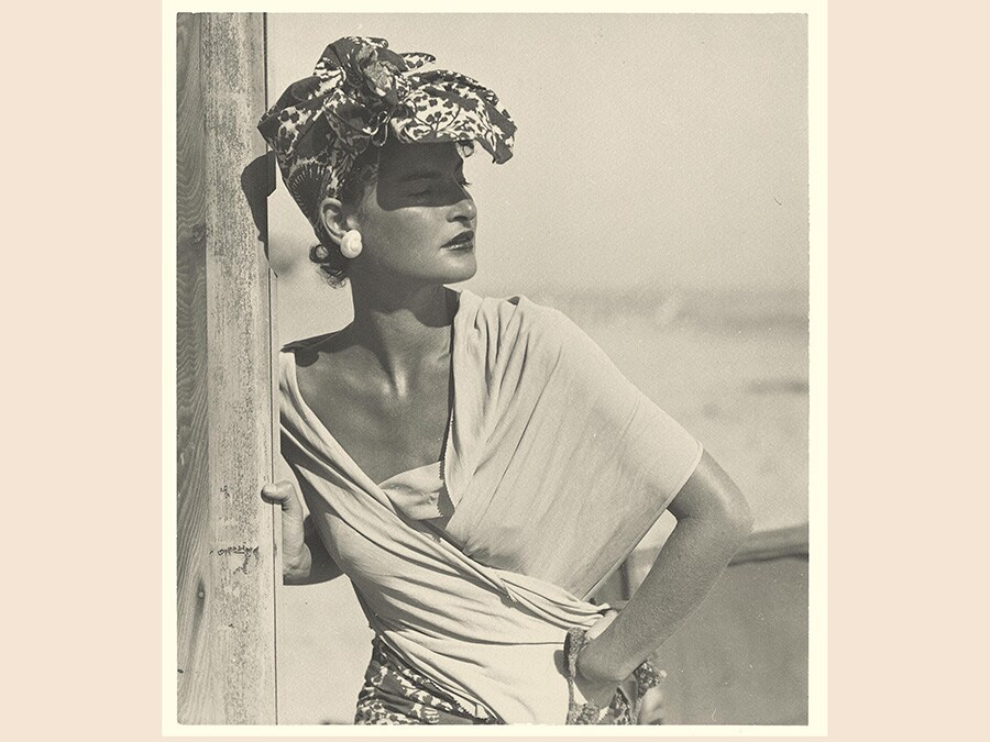 Man Ray, The Fifty Faces of Juliet, 1941-1954 (2009), cm 39,5 X 24 x 2,7, collezione privata, courtesy Fondazione Marconi, Milano, © Man Ray Trust by Siae 2019