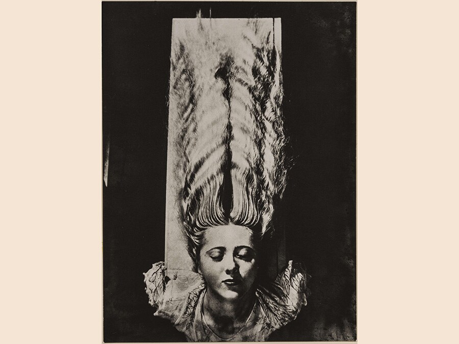 Man Ray, Capigliatura, 1930 - 1976, cm 28 x 21, courtesy Archivio Storico della Biennale di Venezia - Asac, Venezia, © Man Ray Trust by Siae 2019