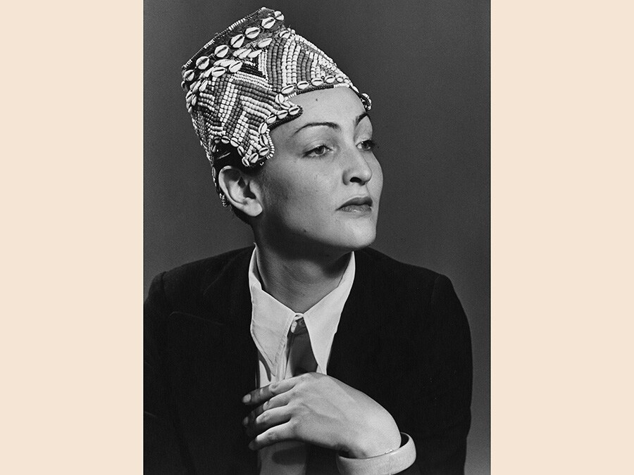 Man Ray., La mode au Congo, 1937-1981, cm 30 x 22, collezione Csac, Università di Parma, courtesy Csac, Università di Parma, Sezione Fotografia, © Man Ray Trust by Siae 2019