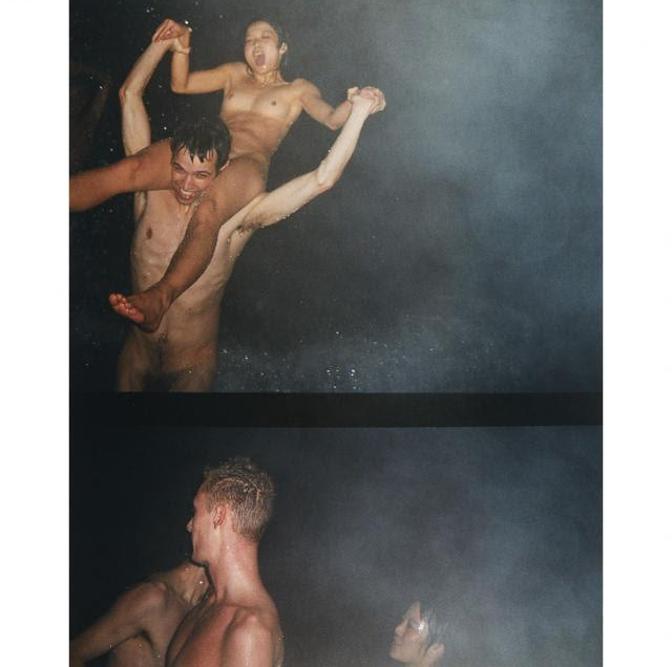Ryan McGinley (1977), Untitled, Digital chromogenic print, cm 49,5x39, Stima € 2.000 - € 3.000, Asta Art To Stop Covid-19, Blindarte
