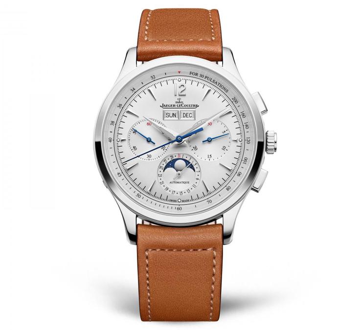 JAEGER-LECOULTRE. Con Master Control Chronograph Calendar, Jaeger-LeCoultre presenta anche un nuovo sofisticato movimento meccanico a carica automatica di manifattura che aziona anche le indicazioni del cronografo, della data, del giorno della settimana, del mese e delle fasi lunari. Cassa in acciaio