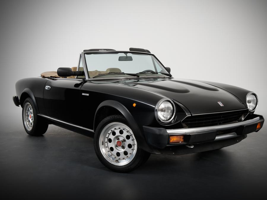 Fiat 124 Spider