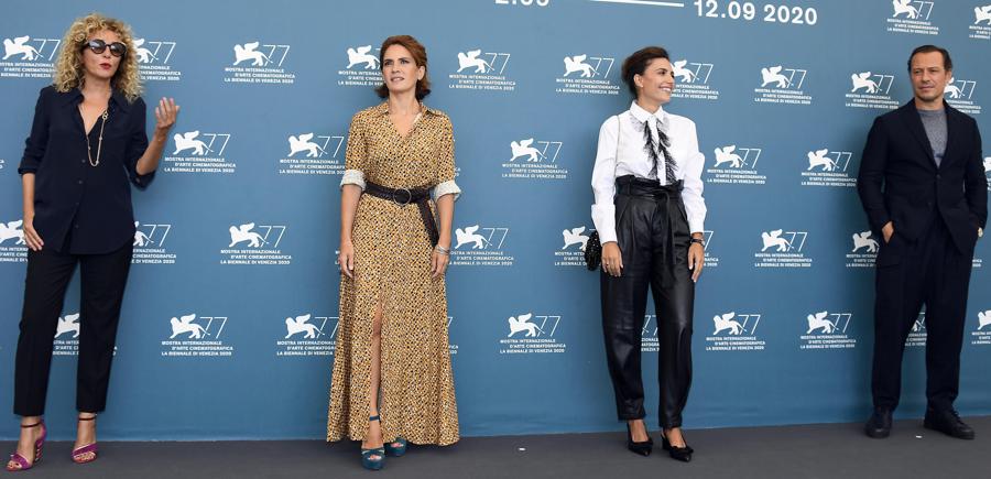 Valeria Golino, Maya Sansa, Serena Rossi e Stefano Accorsi (ANSA/CLAUDIO ONORATI)