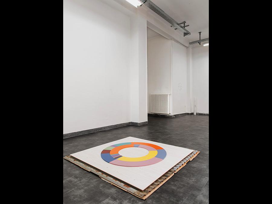 IVANA SPINELLI - La zattera (Salario minimo contro livello di povertà), 2016 - Courtesy GALLLERIAPIU and the artist - Photo: Stefano Maniero
