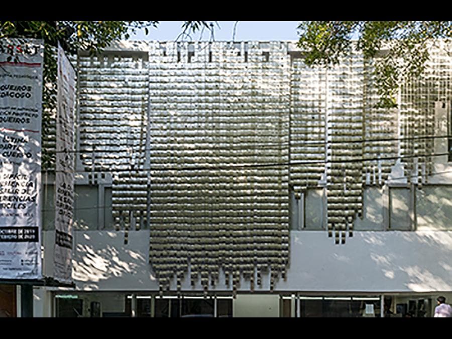 NOE MARTÍNEZ - La Última Parte del Cuerpo, 2019 - Aluminium plaques and obsidian,ceramic and shell incrustations - Installation, Sala de Arte Público Siqueiros, Mexico City - Courtesy the artist and LLANO (Mexico City)