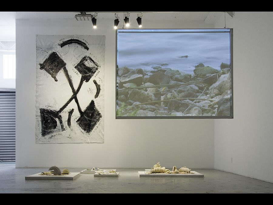 NOE MARTÍNEZ - Un Acto Antes de un Concepto, 2016 - Exhibition view, Parque Galería, Mexico City - Courtesy the artist and LLANO (Mexico City)