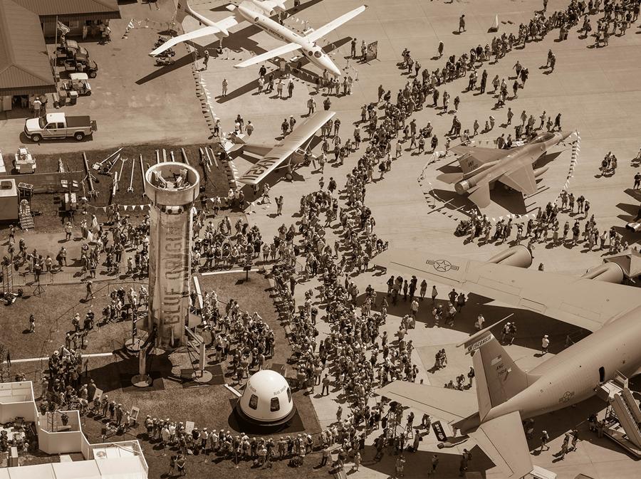 Nuovo Shepard all'EAA AirVenture all'Oshkosh - 2017 (credit: Blue Origin)