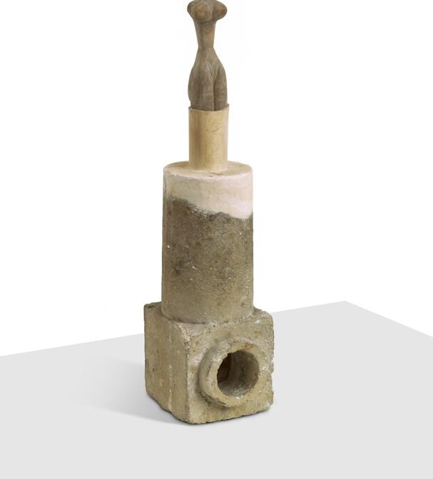 Joseph Beuys «Ofen (1950)» con «Torso» (1948) «Oven (1950») con « Torso» (1948). Per gentile concessione della Galerie Thaddaeus Ropac, Londra, Parigi, Salisburgo (Joseph Beuys Estate / VG-Bildkunst, Bonn, 2020)