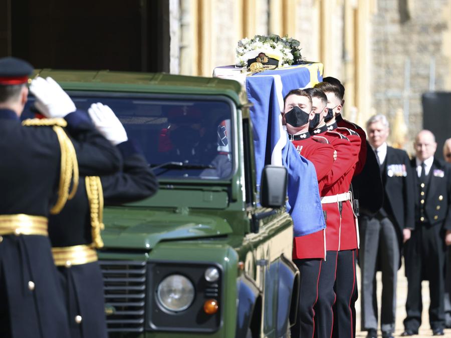 (Ian Vogler/Pool via AP)