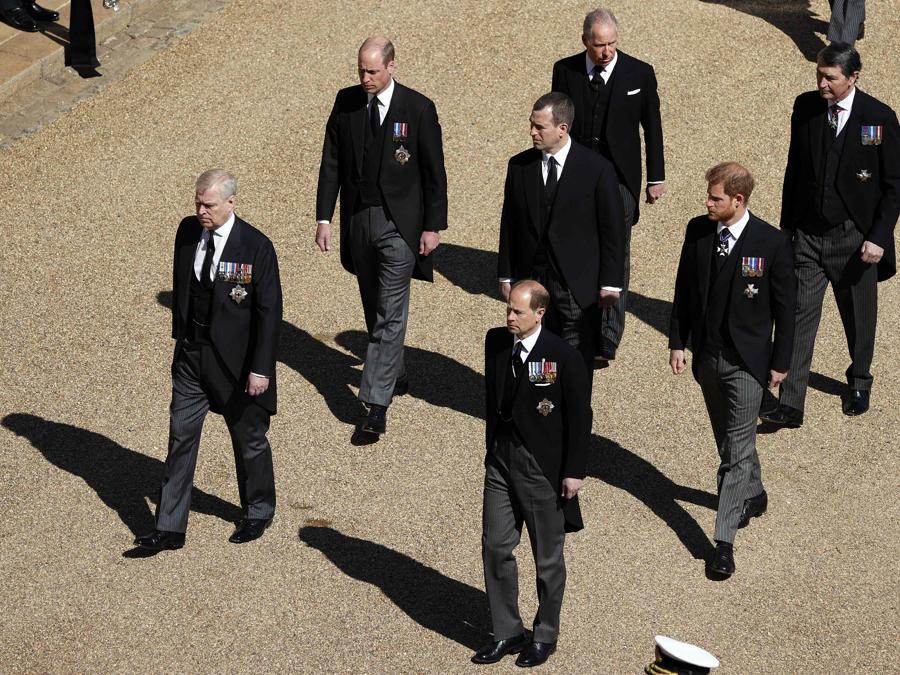  (Photo by ADRIAN DENNIS / POOL / AFP)