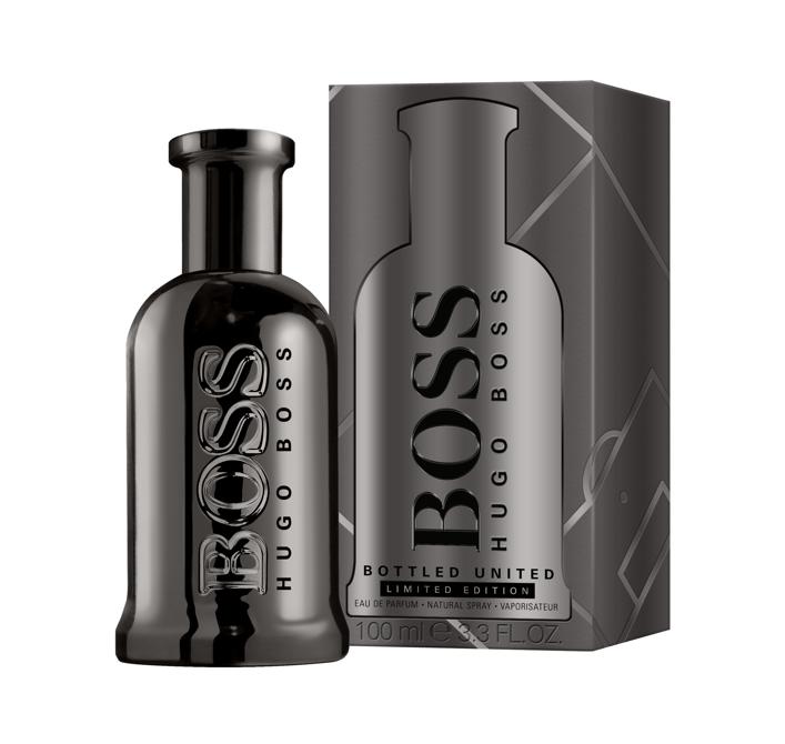 Boss Bottled United Eau de Parfum, un'essenza che unisce freschezza virile a calore umano con note di agrumi, menta e legni avvolgenti. La Campagna “Unite to Celebrate” si concentra sul potere emotivo dello sport e coinvolge cinque calciatori di fama internazionale: Toni Kroos, Harry Kane, Raphael Varane, Sergi Roberto e Radamel Falcao.