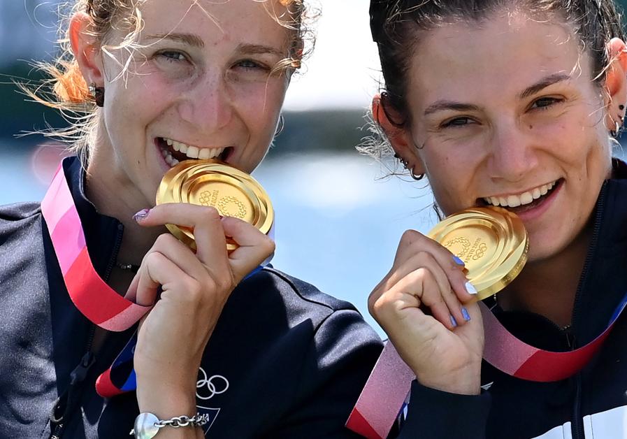 Oro: Valentina Rodini e Federica Cesarini (Canottaggio - pesi leggeri donne) - Ipp