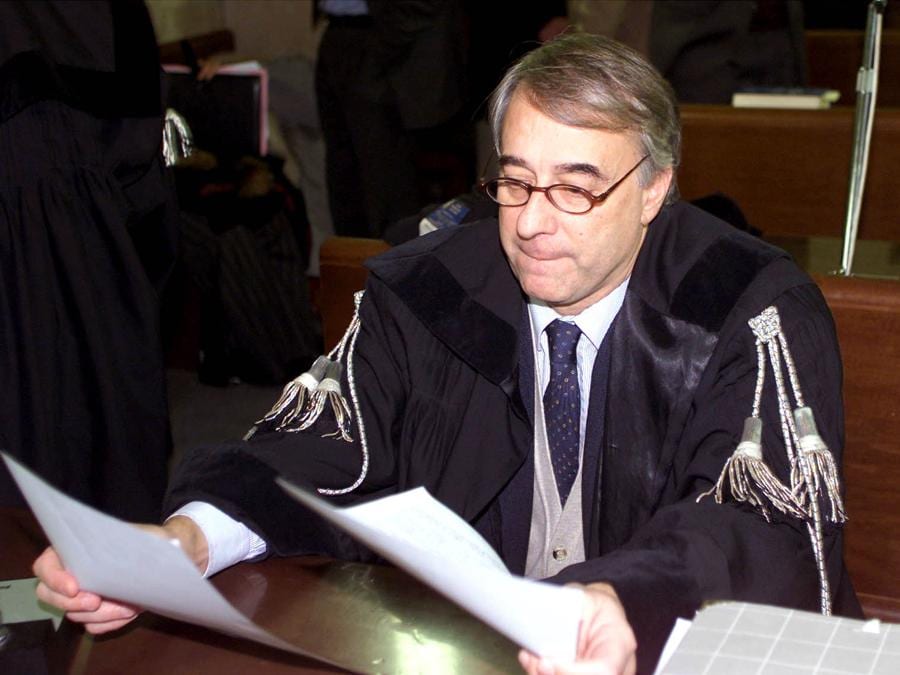 Giuliano Pisapia (DAL ZENNARO/ANSA/TO)