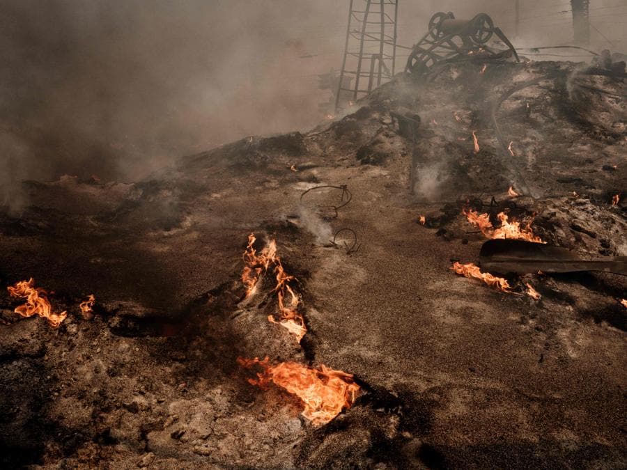 Una stazione ferroviaria distrutta a Seversk, nell’Ucraina orientale. (Photo by Yasuyoshi CHIBA / AFP)