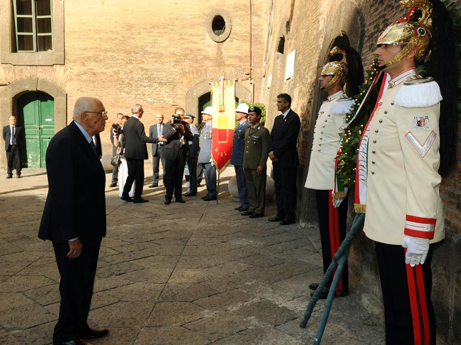 Durante la cerimonia per il 70esimo anniversario delle Quattro Giornate di Napoli,  28 settembre 2013 (ANSA/ Ciro Fusco) 