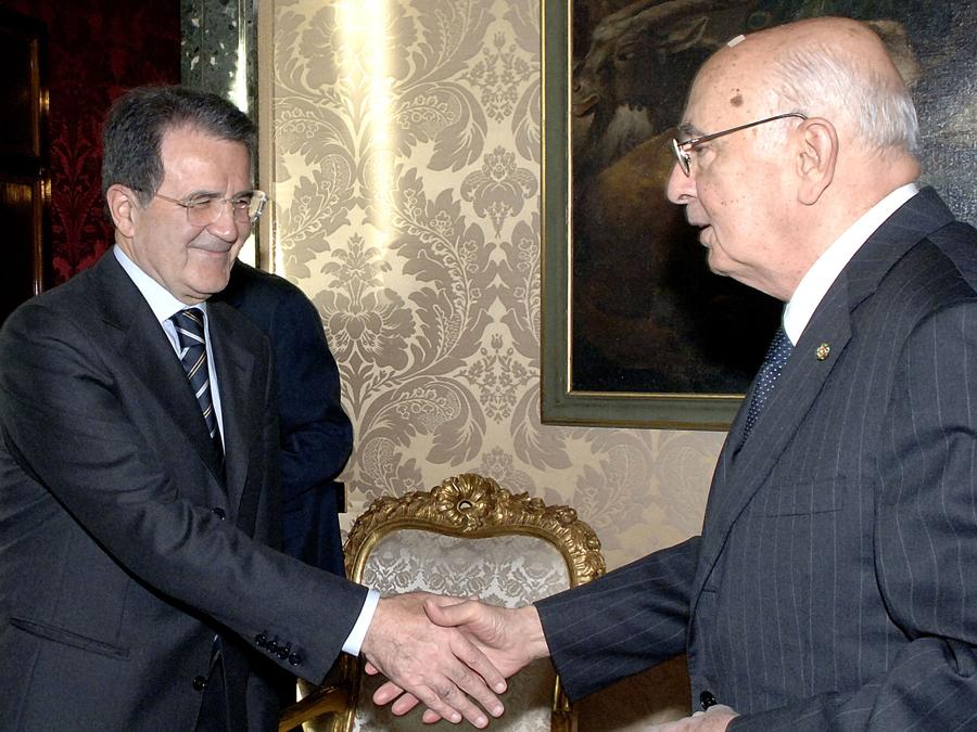 L’incarico a formare il nuovo governo a  Romano Prodi, 16 maggio 2006 (Enrico Oliverio-Ufficio Stampa della Presidenza della Repubblica /ANSA /JI) 