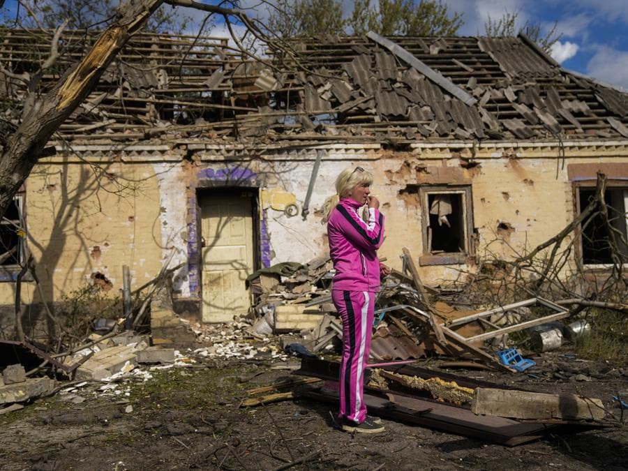 Nella cittadina di Velyka Kostromka (AP Photo/Francisco Seco)