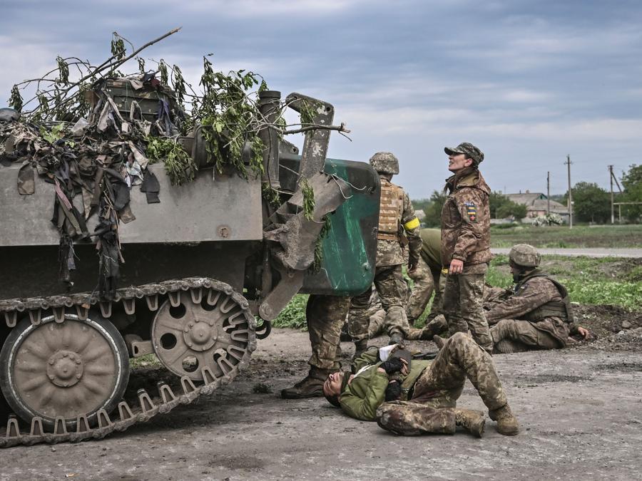 Combattenti ucraini nella regione del Donbas (Photo by AFP)