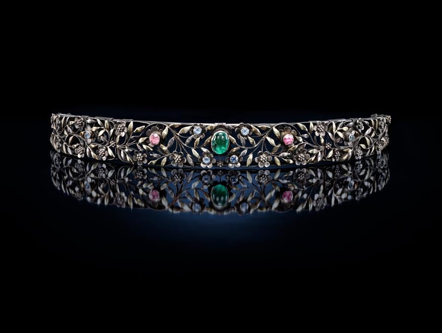 Bandeau in argento con gemme, circa 1920.