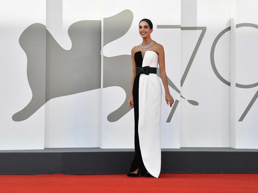 Rocìo Munoz Morales in Armani Privé