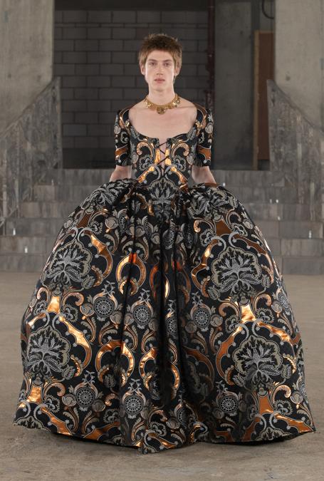 Ensemble by Edward Crutchley. Spring Summer 2022. Photo: Chris Yates. Model: Siddharta Van Der Sluis. Courtesy of Edward Crutchley