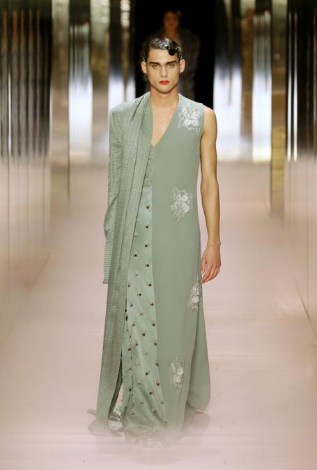 Kim Jones for Fendi Couture. Dress. Spring/Summer 2021. Photo Arnaldo Castoldi. Courtesy of FENDI