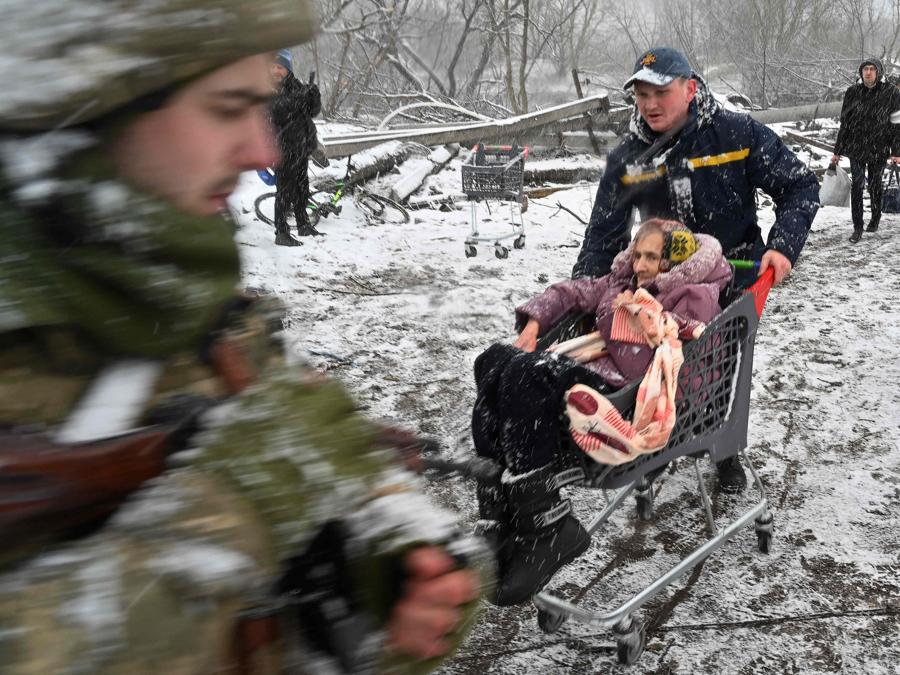 (Photo by Sergei Supinsky / AFP)