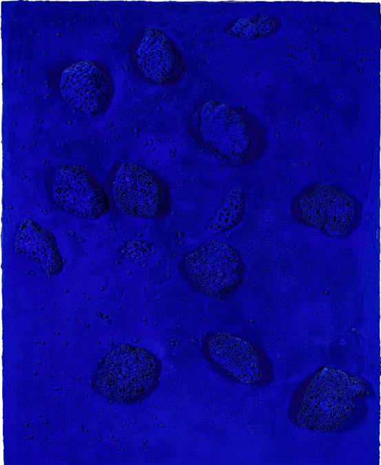 Yves Klein - Relief Éponge bleu sans titre (RE 49) - 1961 - Estimate: $14,000,000 - 18,000,000 / Sold for: $19,999,500 - £16,130,017 - €19,048,524 - 18 May, New York