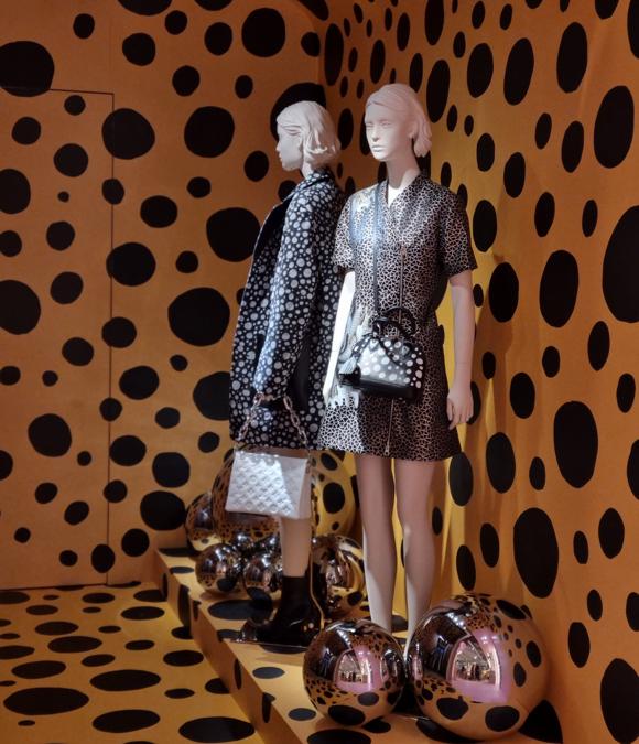 Louis Vuitton fa rivivere il Garage Traversi con la collezione Yayoi Kusama  - Il Sole 24 ORE