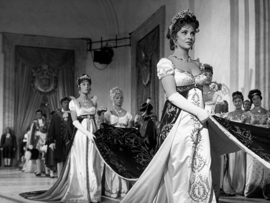 Scena del film Venere imperiale (1962) nella foto Gina Lollobrigida . Foto IPP