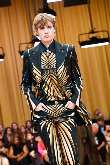 Cavalli stilista sale moda