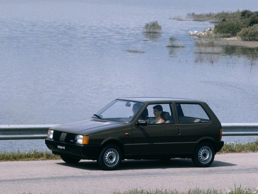 Fiat Uno, la piccola icona compie 40 anni: la sua storia - Foto