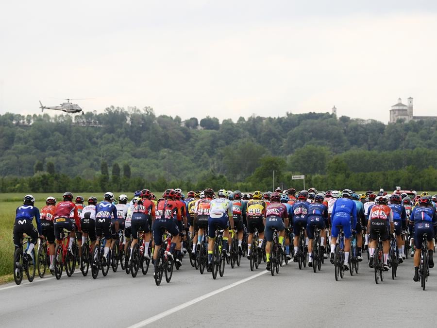  Giro d’Italia 2023 - Edizione 106 - Tappa 12 - da Bra a Rivoli. Nella foto: un momento della gara