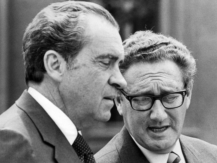 Richard Nixon e Henry  Kissinger (AFP)