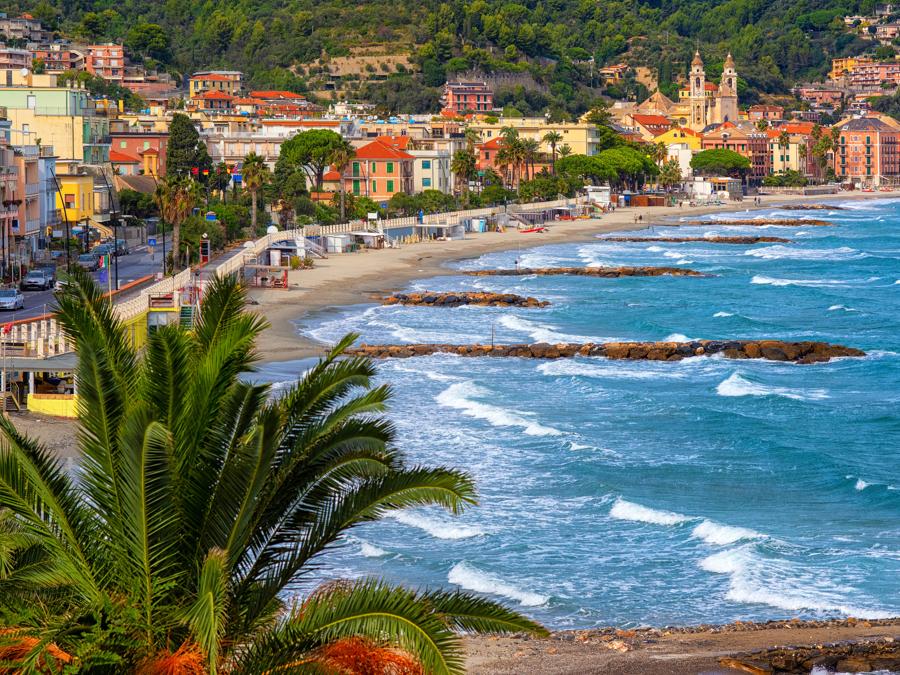  Laigueglia (Liguria)