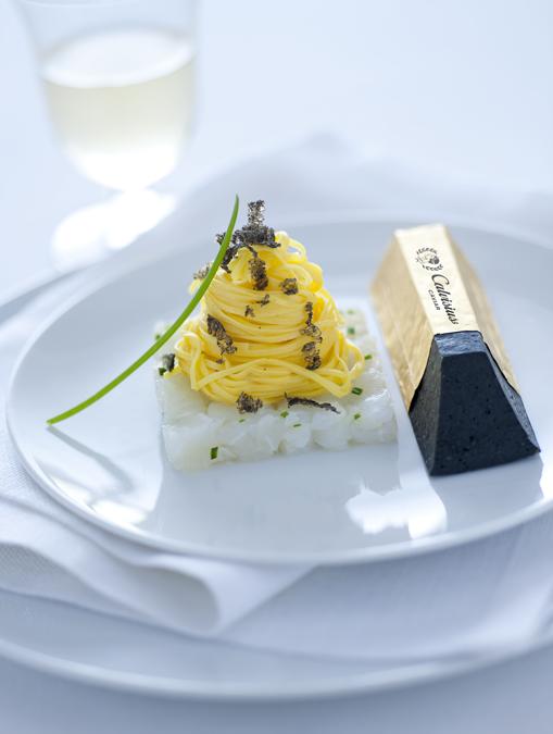 Maccheronicini con lingotto di caviale