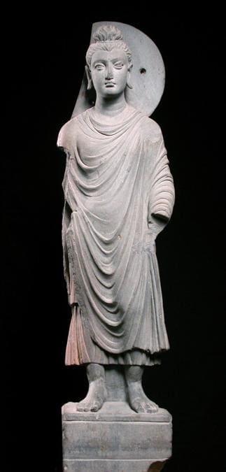 Statua di Buddha, dal Pakistan. II-III sec. d.C. Roma, Museo delle civiltà ©Ph. Stefano Castellani 