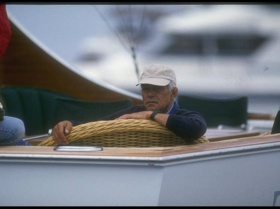  Raul Gardini durante la Gara Uno dell’America’s Cup contro gli Stati Uniti. (Getty Images/Stephen Dunn /Allsport)