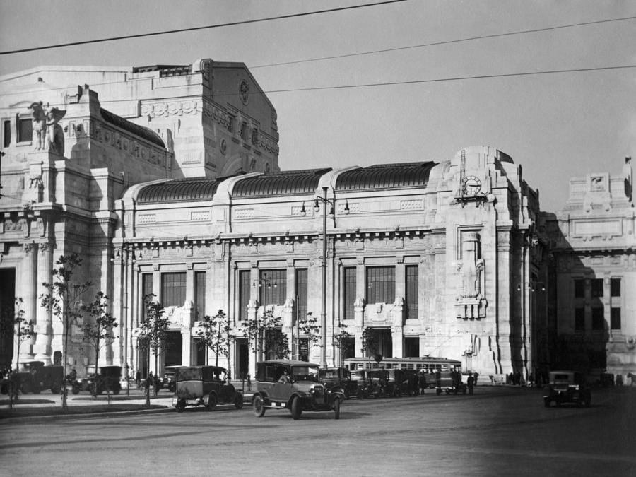 Vue de la gare centrale de Milan en Italie (Keystone-France/Gamma-Rapho via Getty Images)