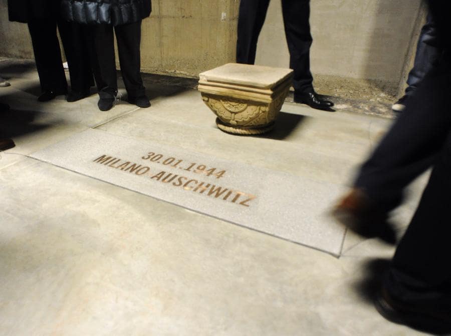 Commemorazione  della Giornata internazionale della memoria dell’Olocausto sotto la Stazione Centrale di MilanoDachau (Binario 21) utilizzato per il trasporto degli ebrei nei campi di concentramento durante la seconda guerra mondiale  (Photo by Pier Marco Tacca/Getty Images)