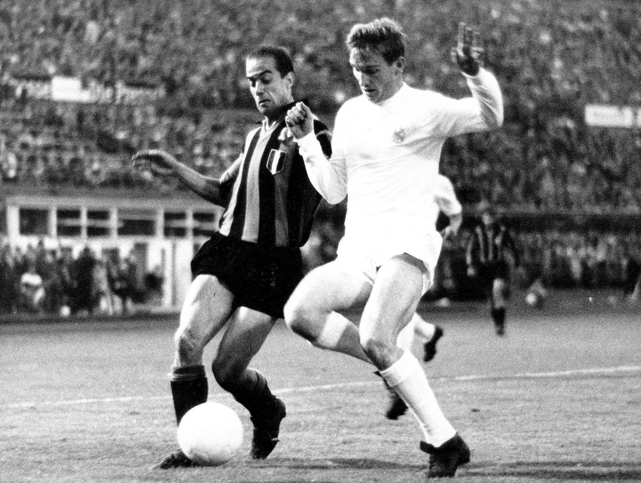 Suarez nella finale di Coppa Campioni a Vienna nel 1964 (foto IPP/imago/Horstmoeller)