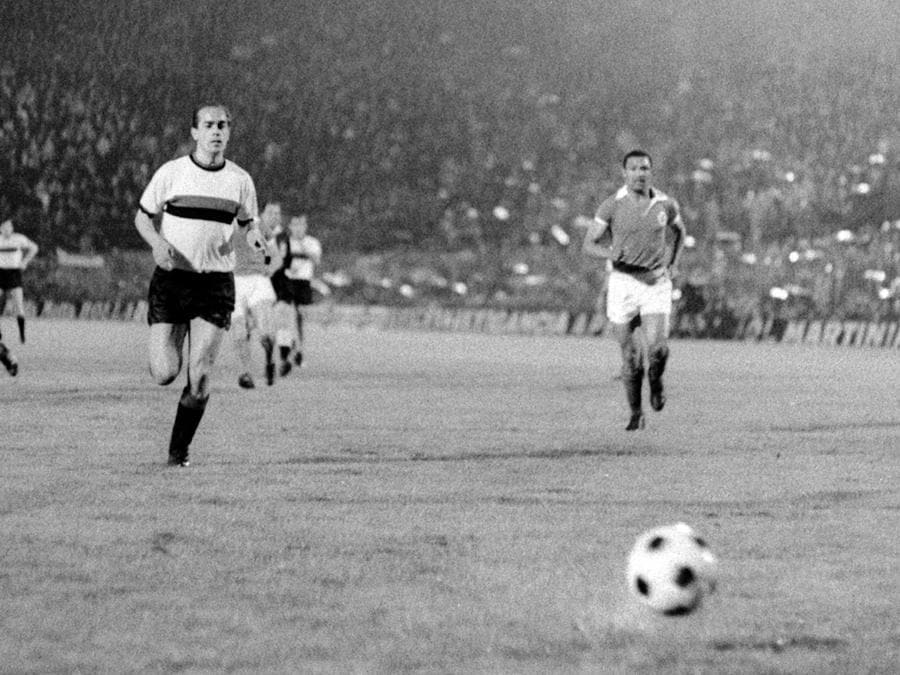 Suarez nella finale del 1965 contro il Benfica (foto IPP/pressesports)