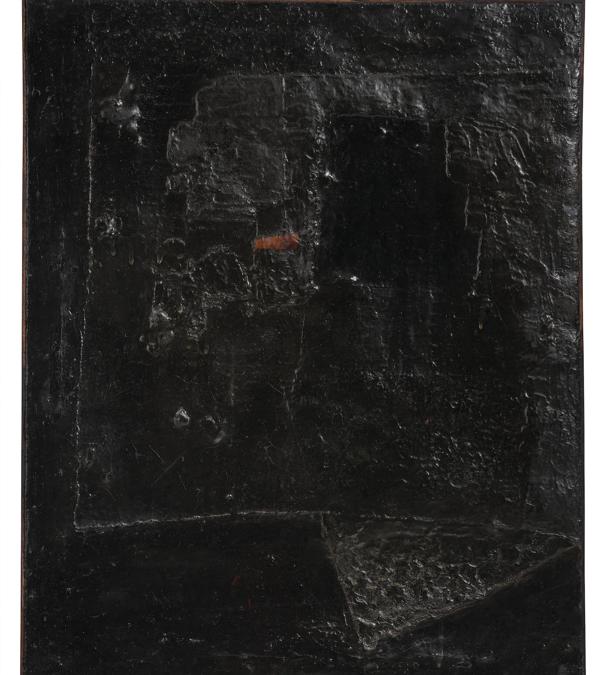 Alberto Burri, «Catrame nero T», 1951, stima 200-300.000, venduto a 693.000 €, Courtesy Christie's
