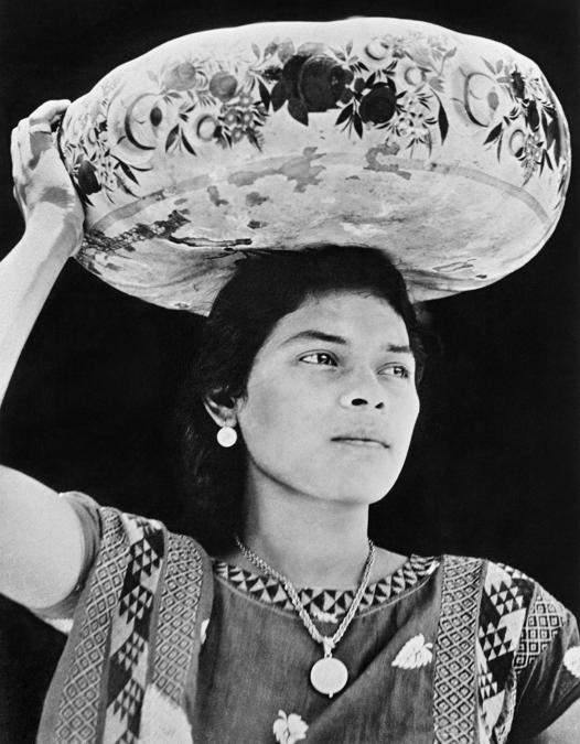 Tina Modotti, Donna di Tehuantepec, Messico, 1929 ca