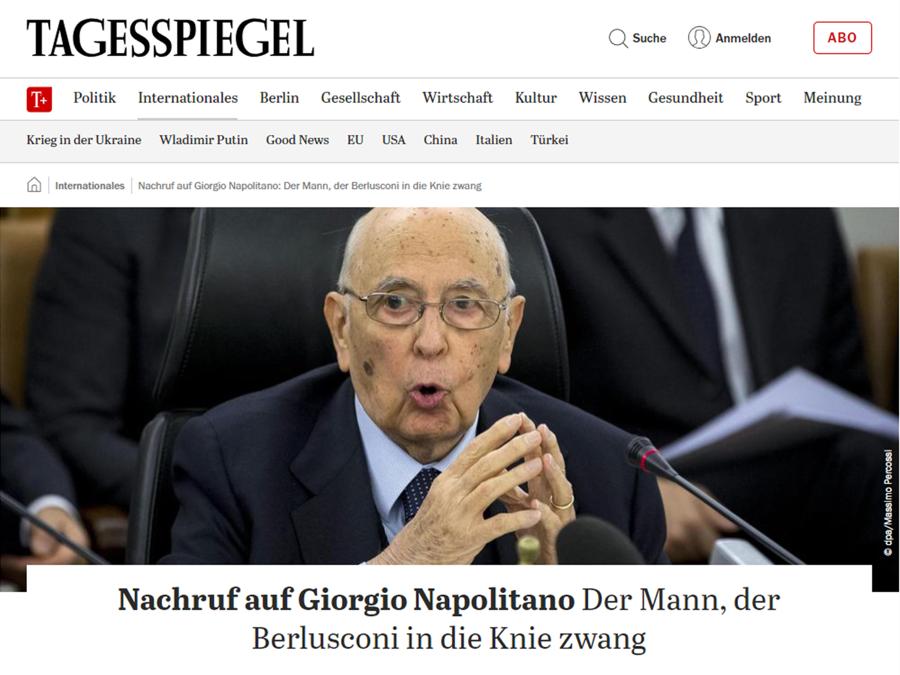 La notizia della morte del Presidente Emerito della Repubblica, senatore Giorgio Napolitano, 22 settembre 2023. (ANSA/Tagesspiegel)