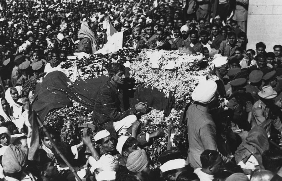 Mahatma Ghandi. I funerali dopo l’assasinio. 4 febbraio 1948. (Getty Images)