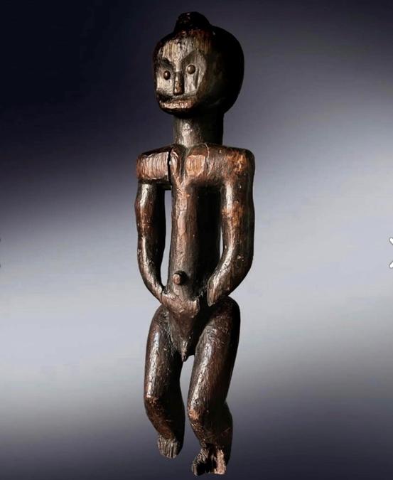 Galleria Arte Primitivo. Statua di antenato. Fang (Gabon). (XIX secolo). Quest’opera è stata messa in vendita a 50.000 euro